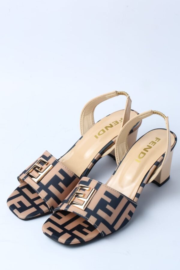 FENDI Black and Brown Square-patch-heel for Ladies, Casual and Functional wera