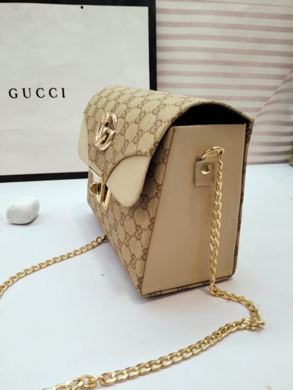 Gucci , handbag , ladies bag , handbag for girlz - Image 2