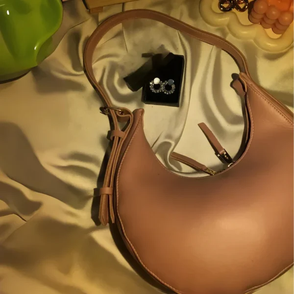 Trendy Claudia Bag - Image 2