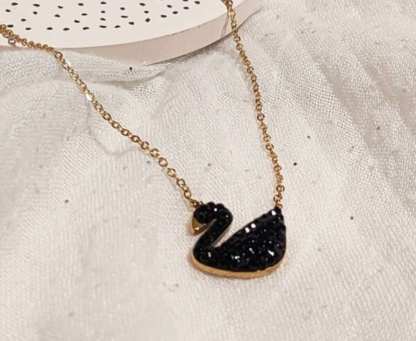 Korean Black Swan Pendant Necklace – Elegant Golden Chain for Girls | Trendy & Stylish Jewelry - Image 4