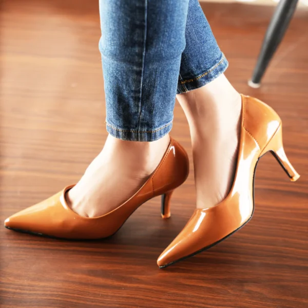 AMBERÉ – Mustard Chic Heels
