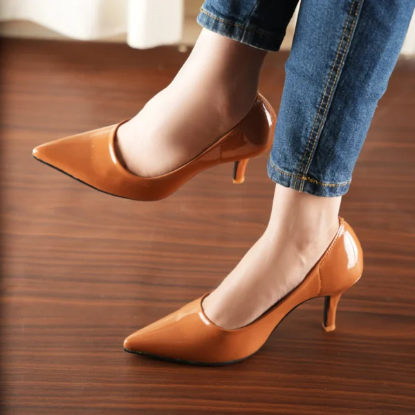 AMBERÉ – Mustard Chic Heels - Image 3
