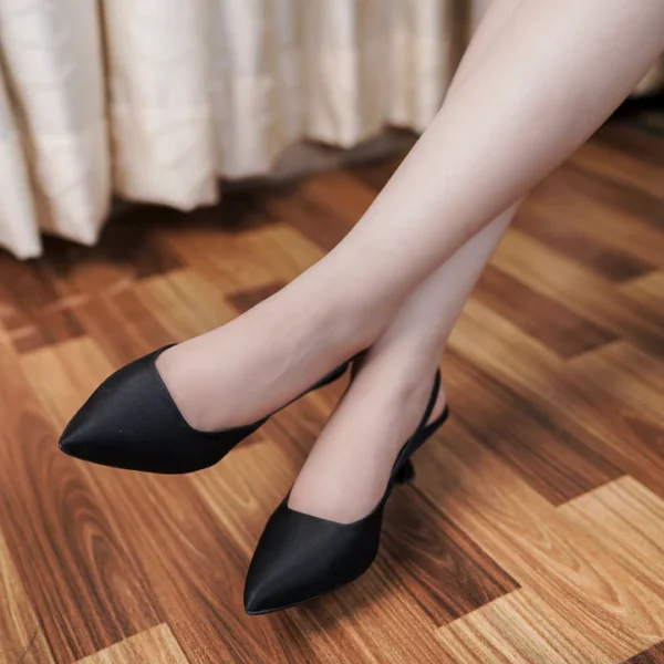 FLARE NOIR – Sleek Black Heels for Women - Image 2