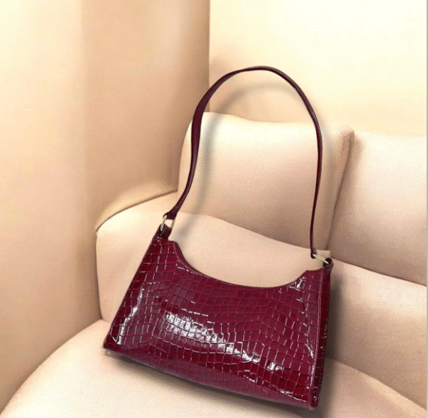 Crocodile Pattern Armpit Hand Bag