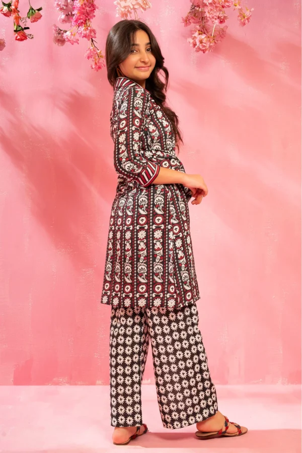 Eleganza – Swiss Lawn Digital Printed 2PC Suit - Image 4