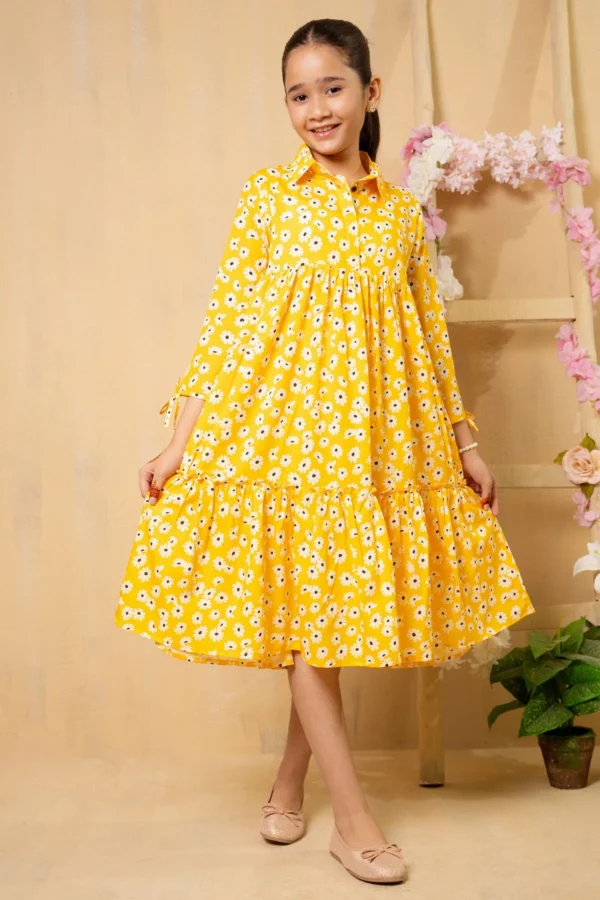 Golden Glow – Printed Georgette Dress